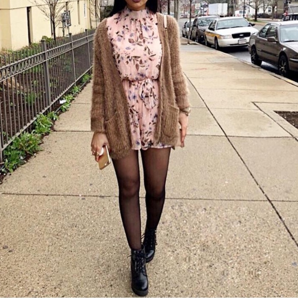 Floral print longsleeve romper - Picture 5 of 5